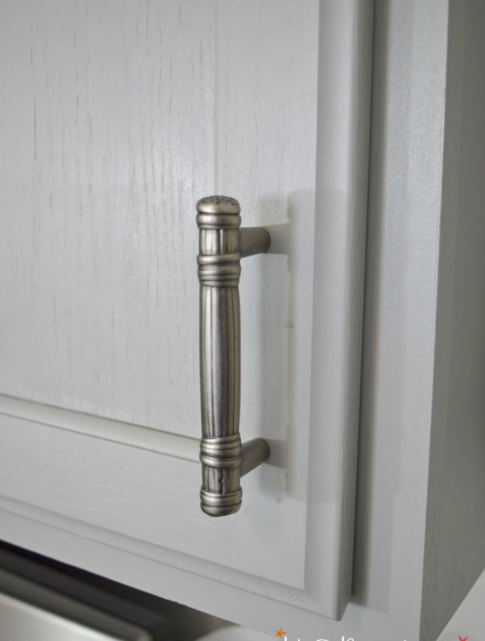 How to to install knobs and pulls on cabinets and furniture like a pro with a simple inexpensive tool that lines up everything perfectly for you. All you'll need is a drill. Find over 450 projects and ideas to make your home pretty on H2OBungalow.com