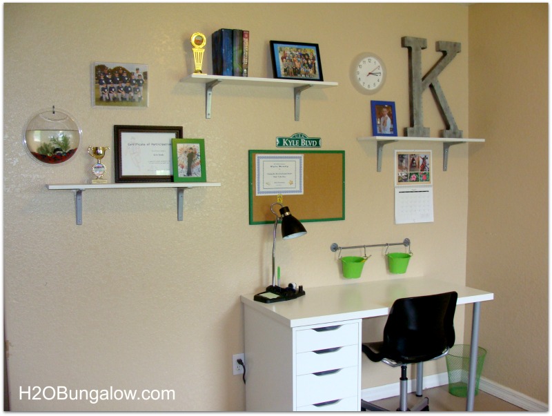  Organize a tween room with these items 