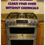 Naturally Clean Your Oven Without Chemicals Using One Common Kitchen Ingredient. It's safe and it's easy. www.H2OBungalow.com #greencleaning #naturalcleaning