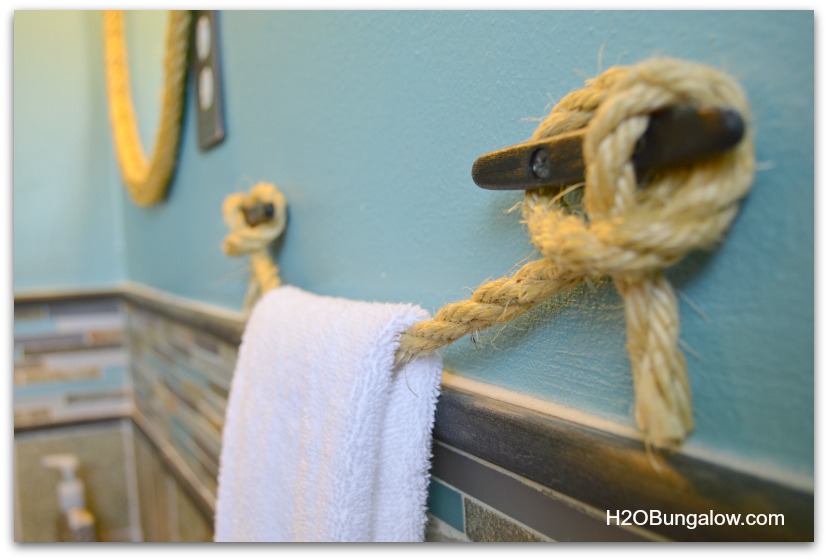 DIY Nautical Towel Holder - H2OBungalow