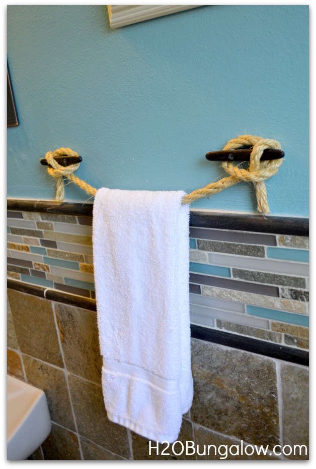 DIY Nautical Towel Holder H2OBungalow