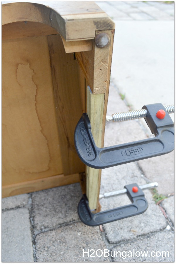 repairing the stenciled dresser-H2OBunaglow