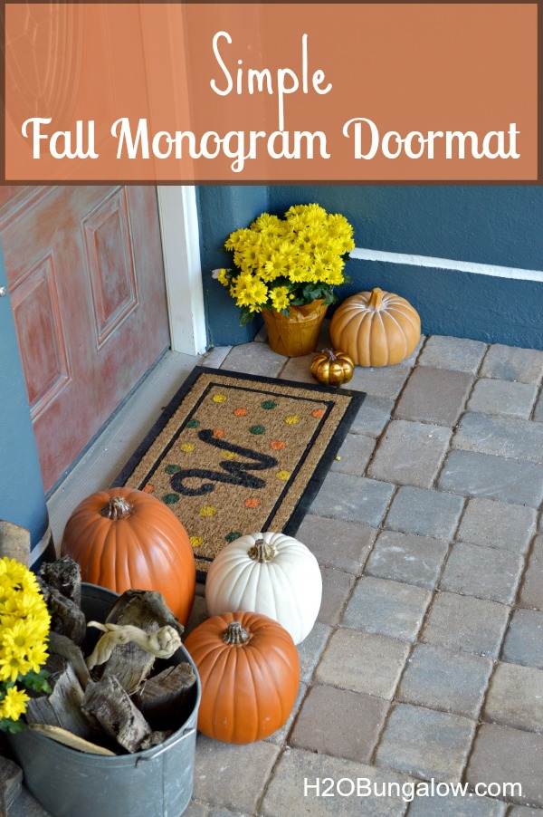 Simple fall monogram doormat sporting vivid fall colors will have you smiling each you walk up to the door. www.H2OBungalow.com #fall #fallcrafts