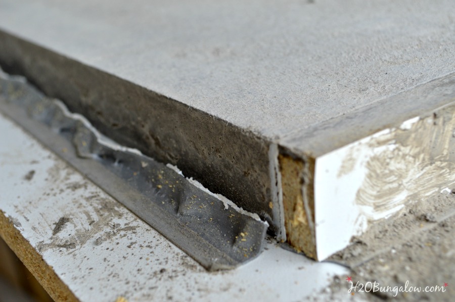 Remove form for Concrete Countertop 