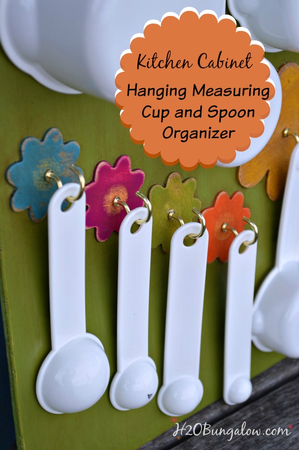 Decorative Measuring Cup and Spoon Organizer