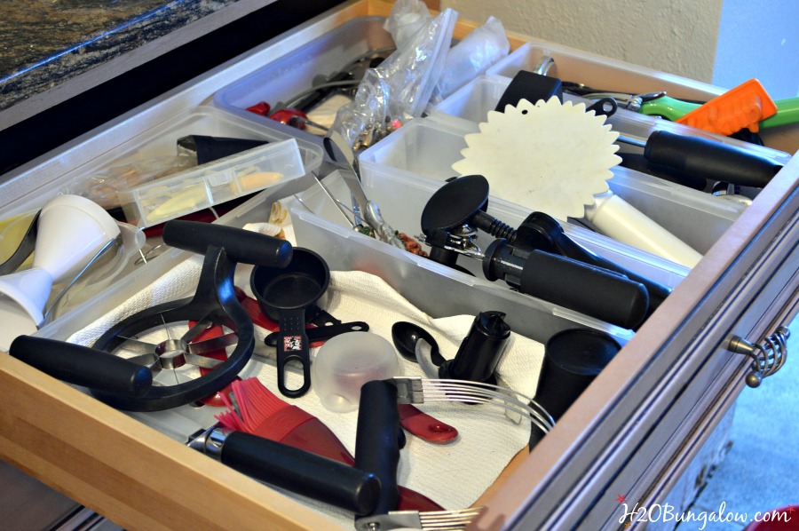 Super Easy DIY Drawer Dividers - The Handyman's Daughter