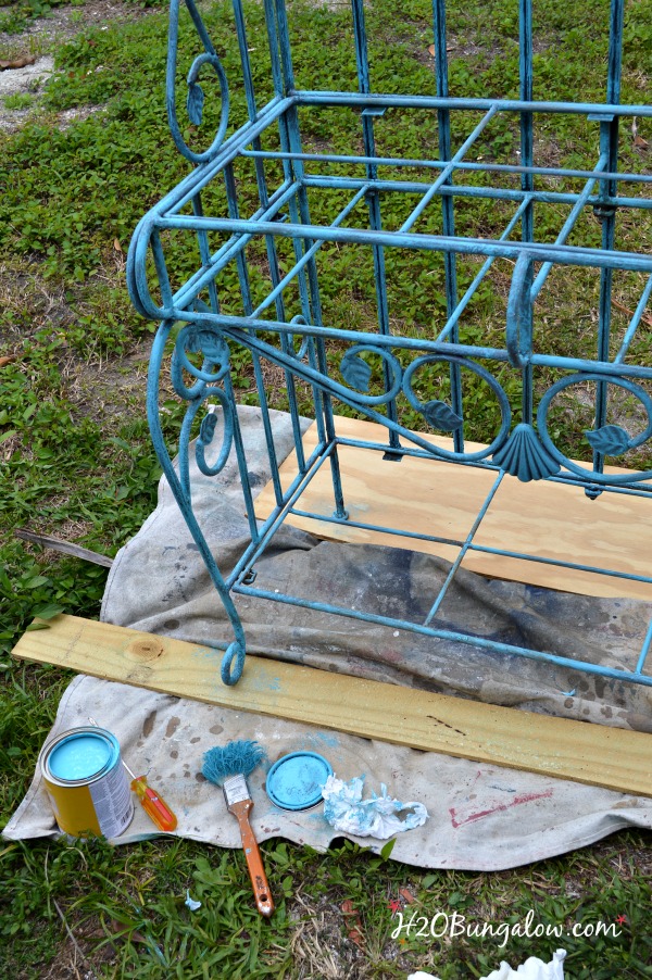 Wicker-bakers-rack-makeover-H2OBungalow