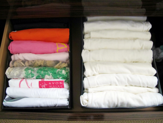 Fold and stack clothes on end