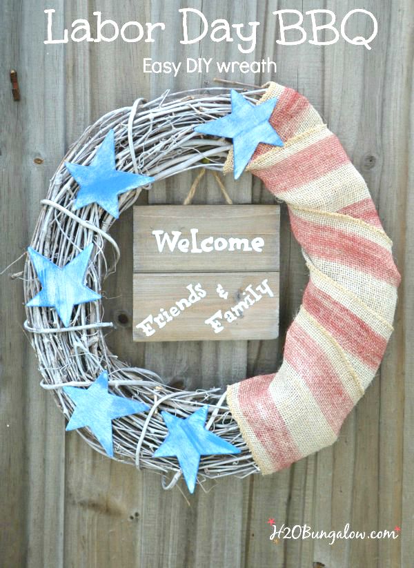 Welcome your guests at the front door with a fun patriotic wreath. Easy DIY for Labor Day, Memorial Day and Fourth of July. www.H2OBungalow.com #patriotic #redwhiteandblue