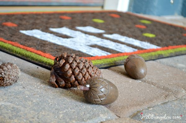 Transition into fall with a colorful and easy DIY fall dormat project www.H2OBungalow.com