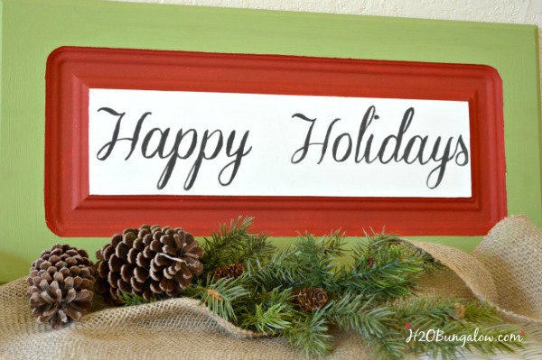 Holiday-Greets-sign-from-a-cabinet-door-H2OBungalow