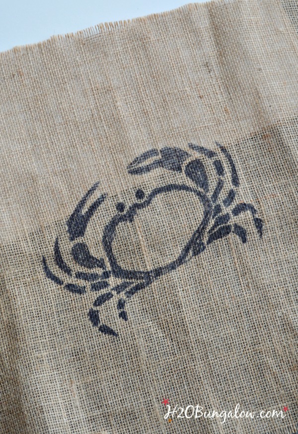 DIY Crab stenciled on burlap for a picture frame serving tray H2OBungalow