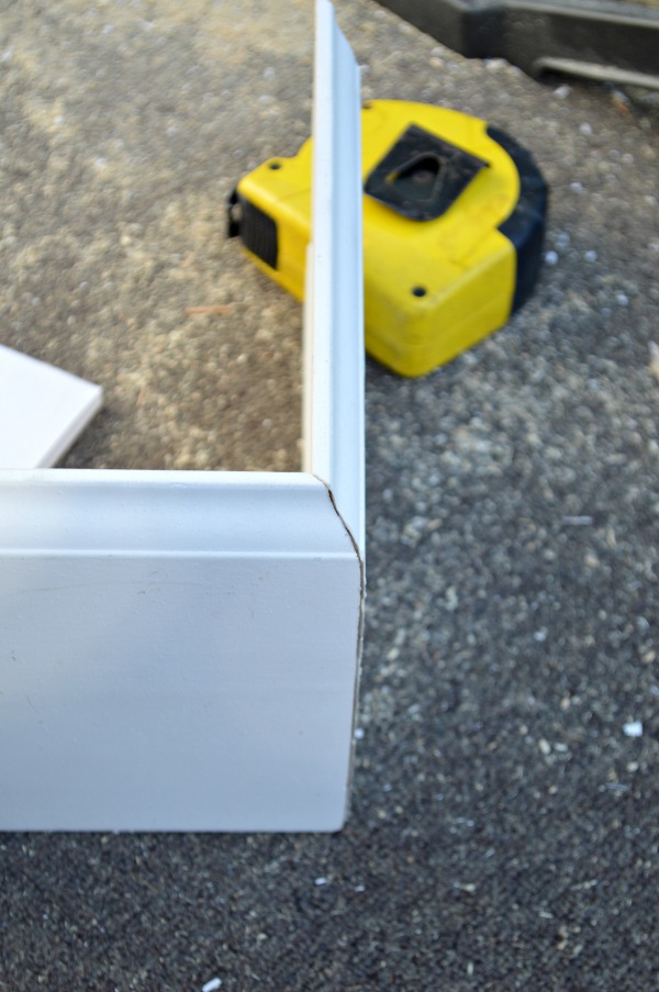 DIY baseboard tutorial outside corner cut