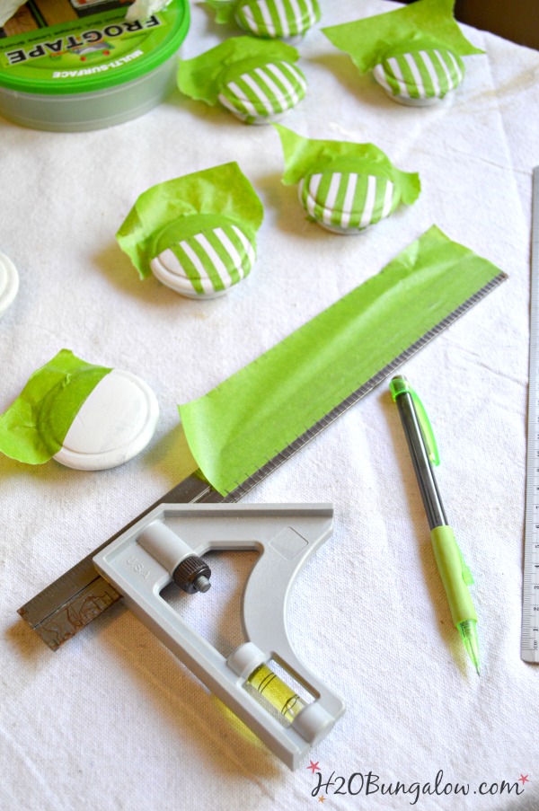 how to make red white and blue knobs look aged for americana dresser tutorial H2OBungalow 