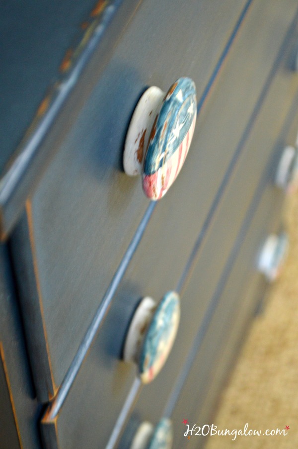 red-white-blue-dresser-makeover-H2OBungalow