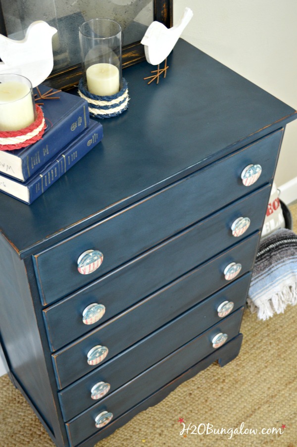 red-white-blue-handpainted-patriotic-knobs-on-blue-dresser-americana-DIY-makeover-H2OBungalow