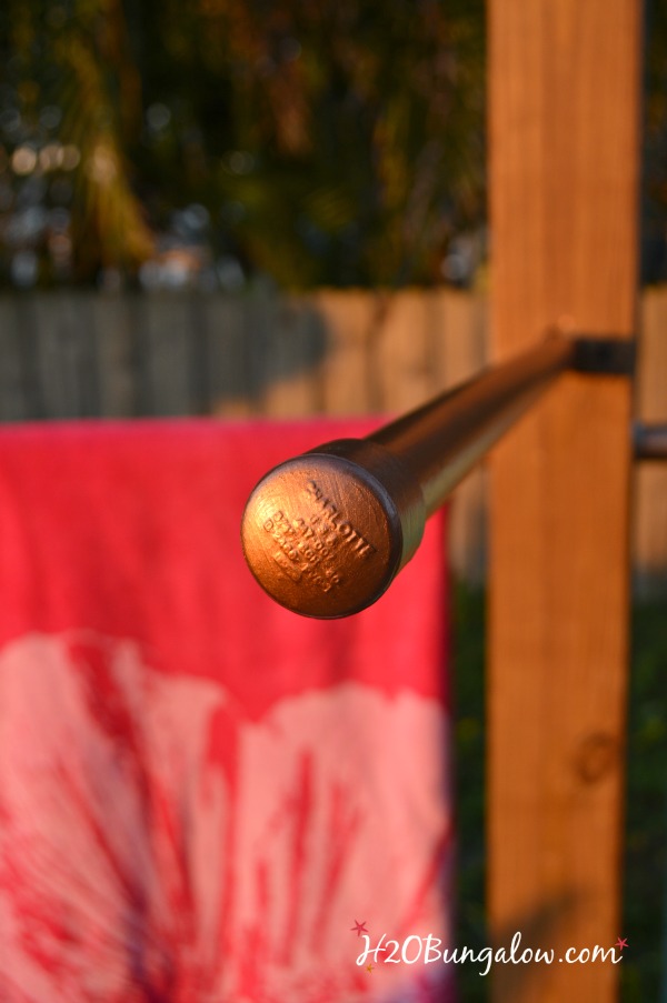 Copper-finish-on-DIY-standing-towel0-rack-H2OBungalow