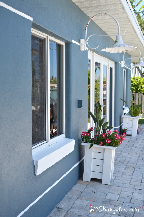 Exterior Paint, Outdoor Painting & Decorating