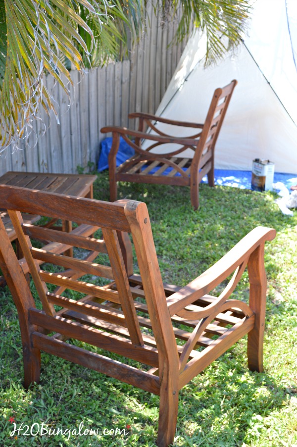 outdoor-DIY-teak-furniture-refinish-H2OBungalow