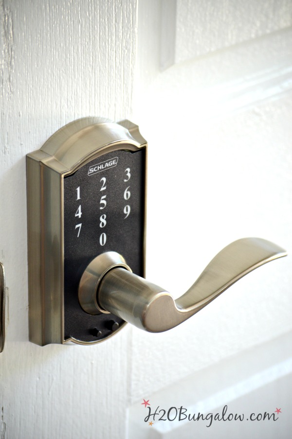 The top 5 smart reasons to have a keyless entry also known as keyless deadbolts. Easy to install, saves money, useful safety features are a few of the top reasons. Read more to see why this may be a good choice for you and your family. H2OBungalow 