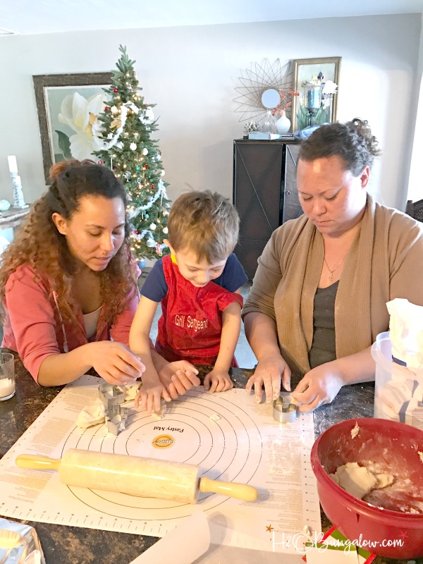 kids-making-cornstarch-dough-christmas-ornamanets-h2obungalow