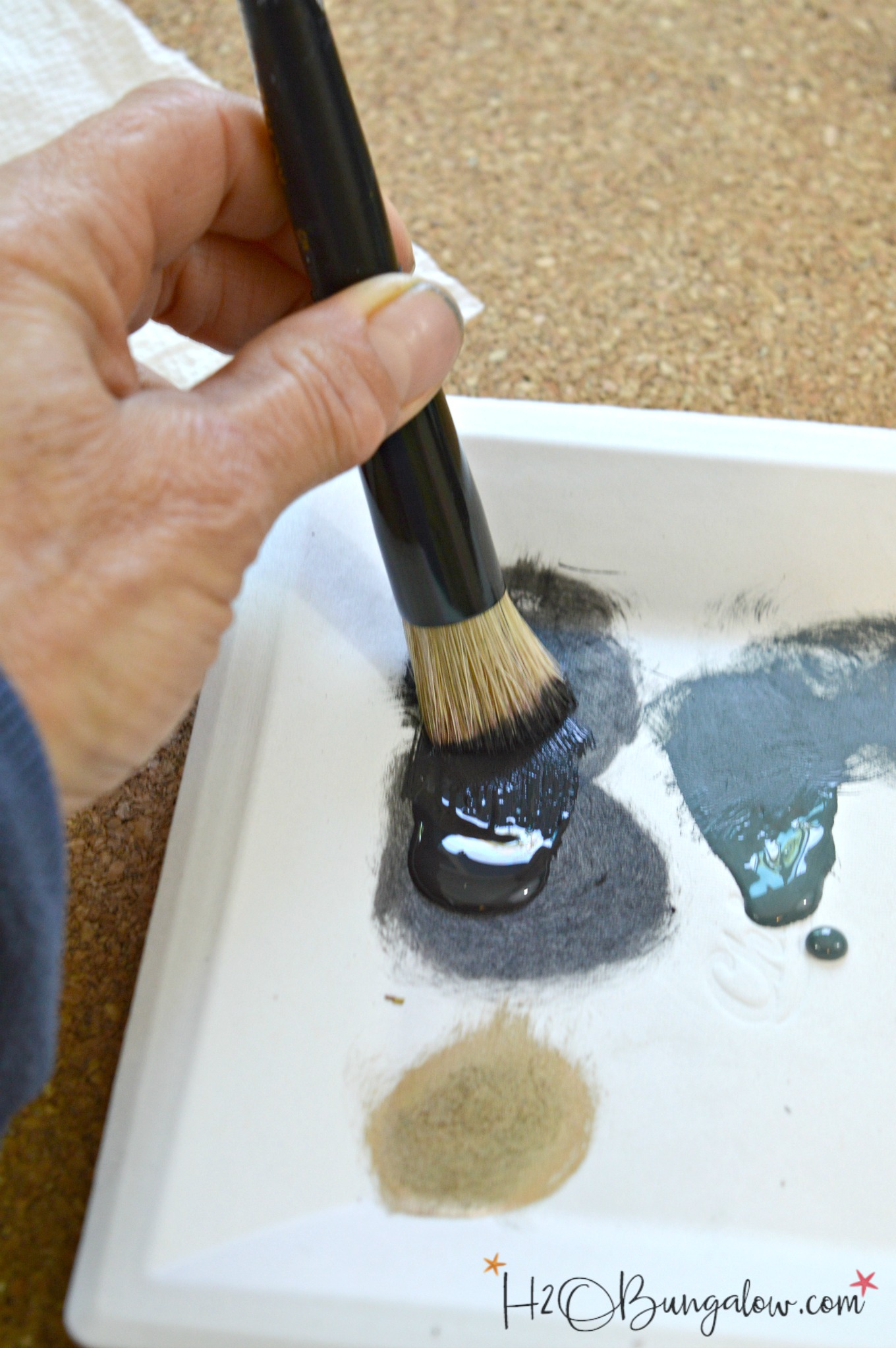 How to Stencil with Acrylic Paint: 13 Steps (with Pictures)