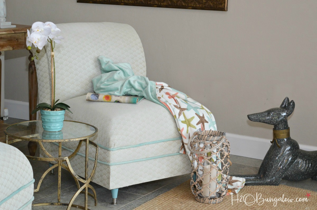 Painting upholstery online with latex paint