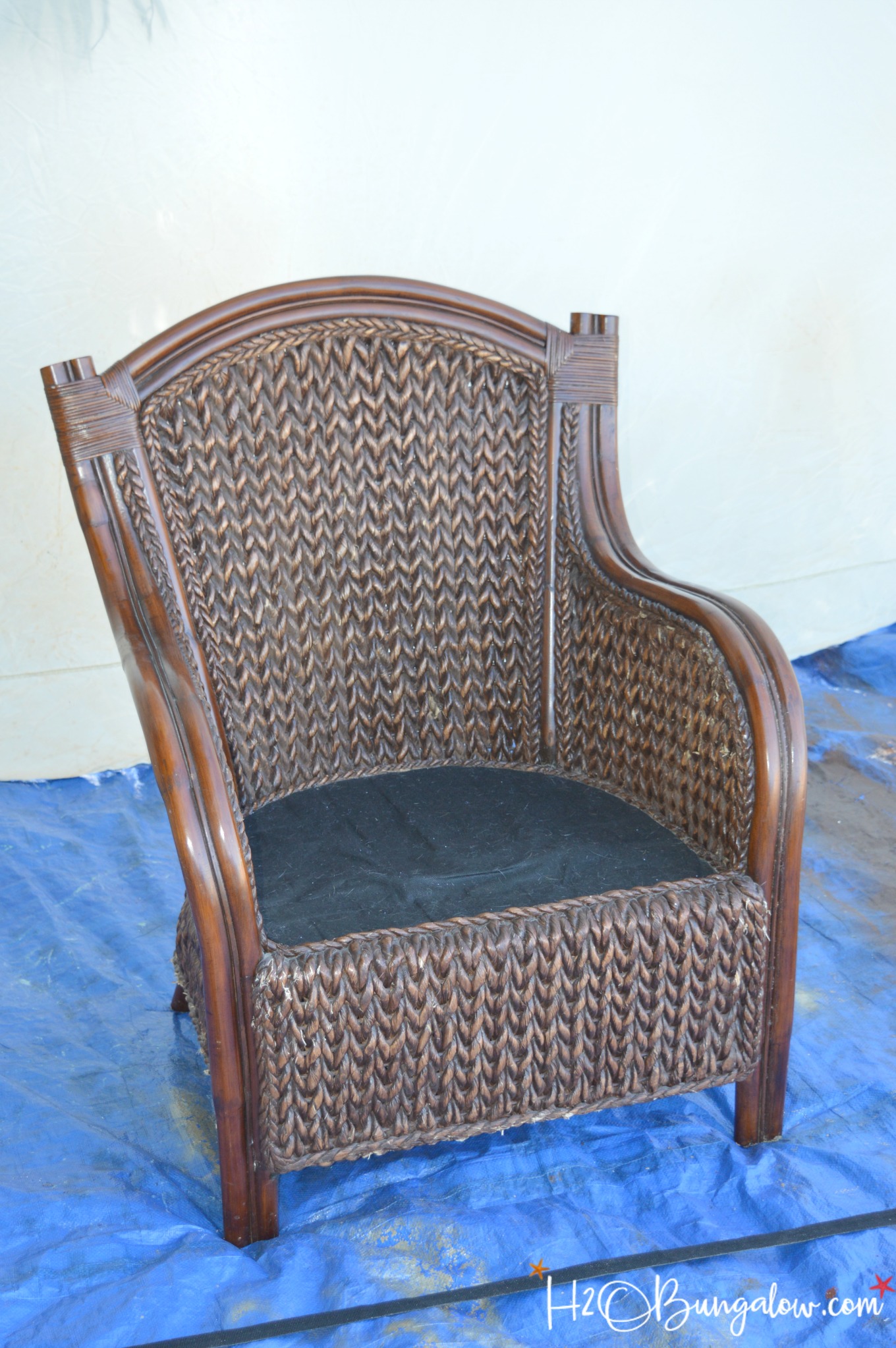 How To Paint Wicker Furniture Quickly And Easily H2obungalow