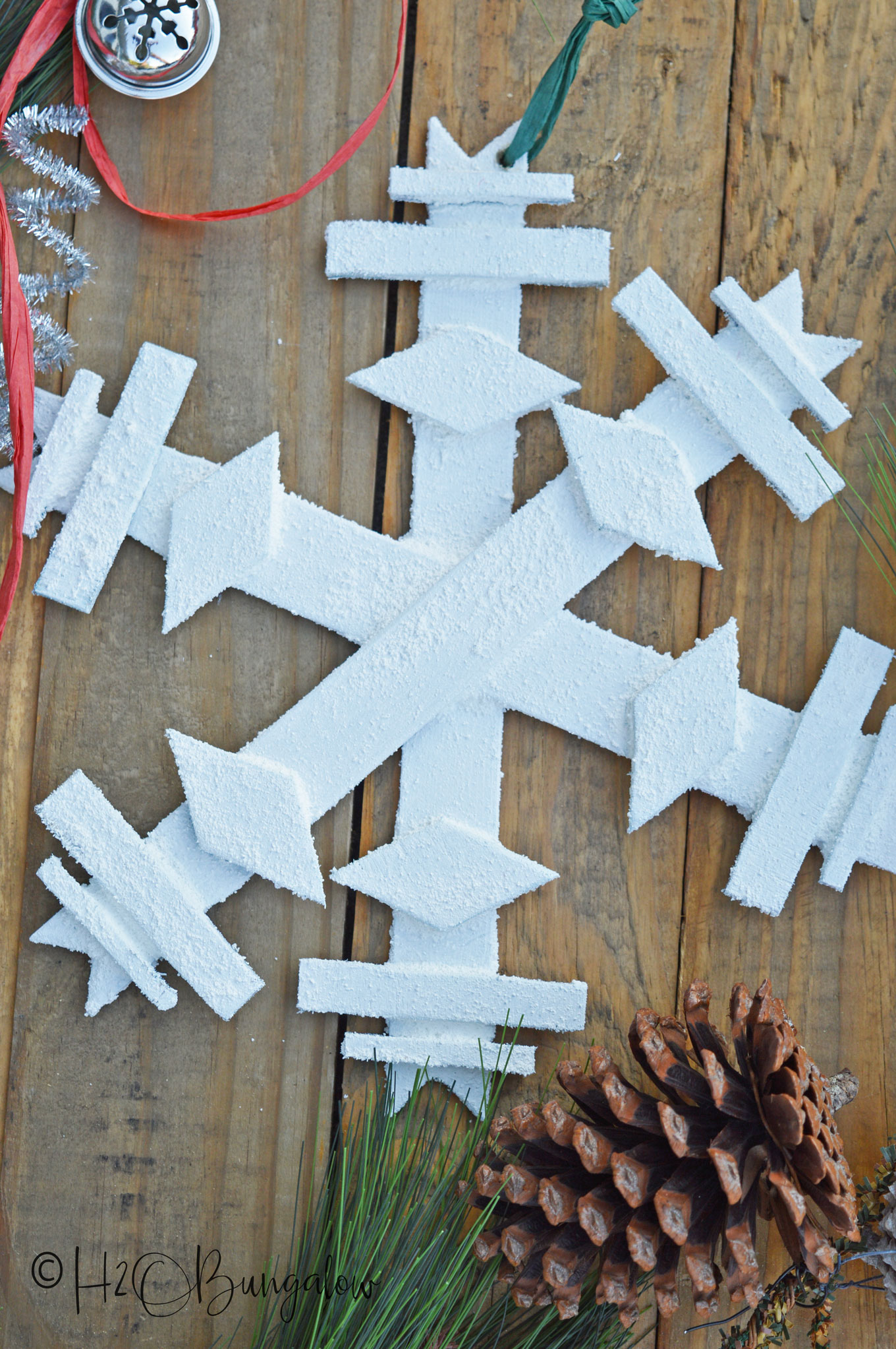 DIY Wooden Snowflake - H2OBungalow