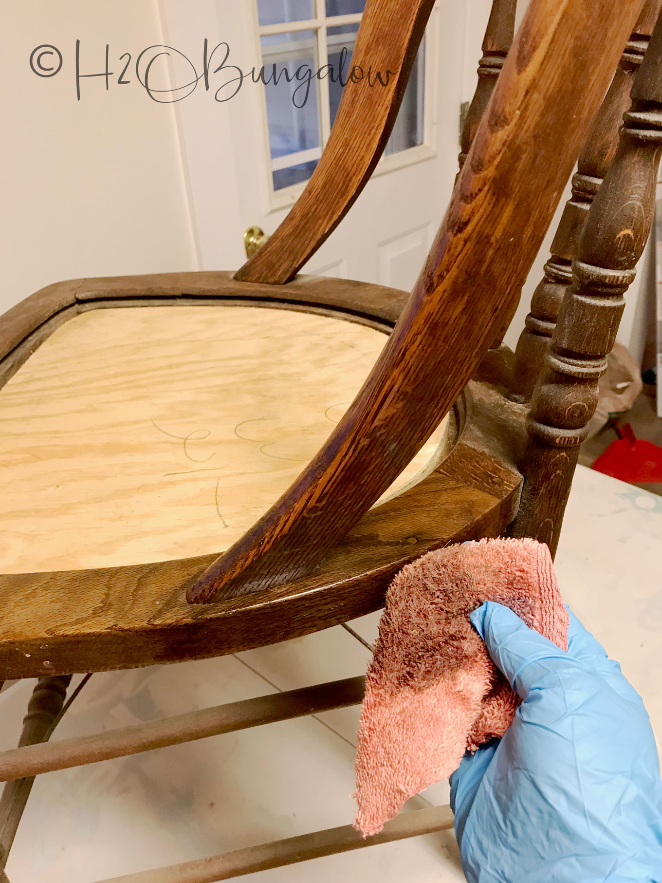 Tutorial for a cowhide chair makeover using real cowhide for the chair seat. Make this a fabulous accent chair with faux animal print or a cowhide. 