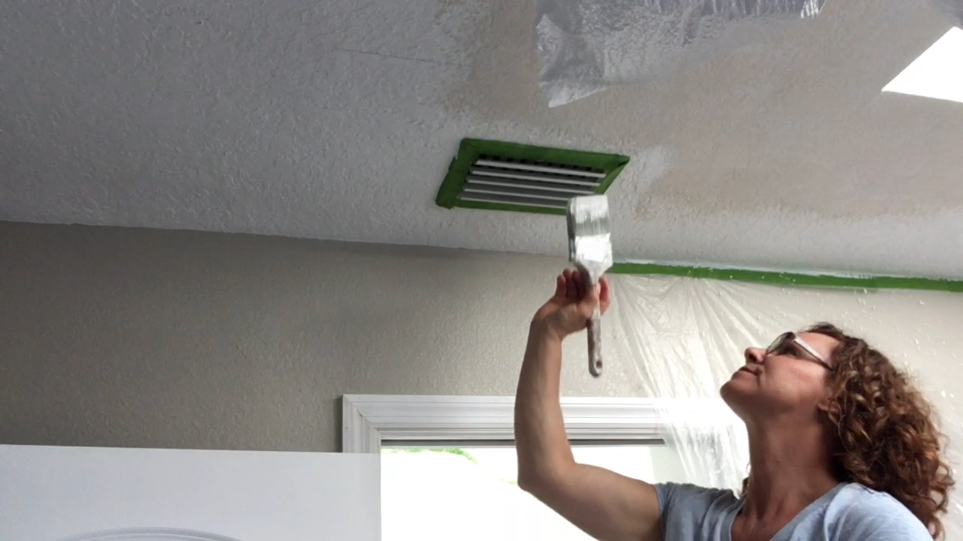 How To Paint Ceilings Beginners Guide Video Tutorial H2OBungalow   Me Painting  