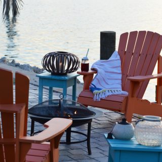 Follow these fire pit tips and and I'll show you how to start a fire in a fire pit quicker, safer and more efficiently, every-time. You may be surprised that I don't start with a tee-pee shaped fire! These fire pit tips and tricks will get your summer fire pit season off to a good start, especially if relaxing by a crackling fire pit is on your agenda for this summer. 