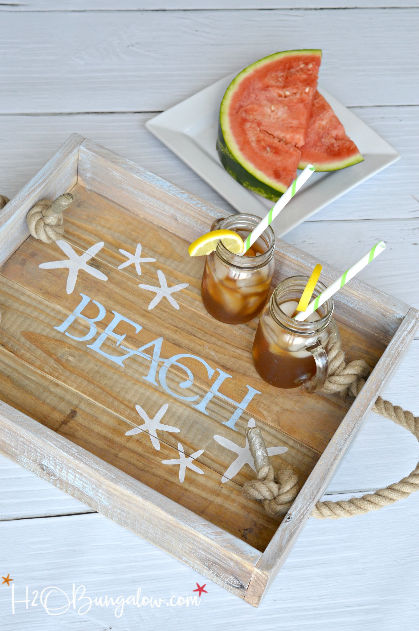 Every beach house needs a serving tray! Find 12 more fresh and trendy beach house decor ideas that you can DIY. Tutorials for coastal decor and beach themed home decor, beach cottage decor and modern coastal.