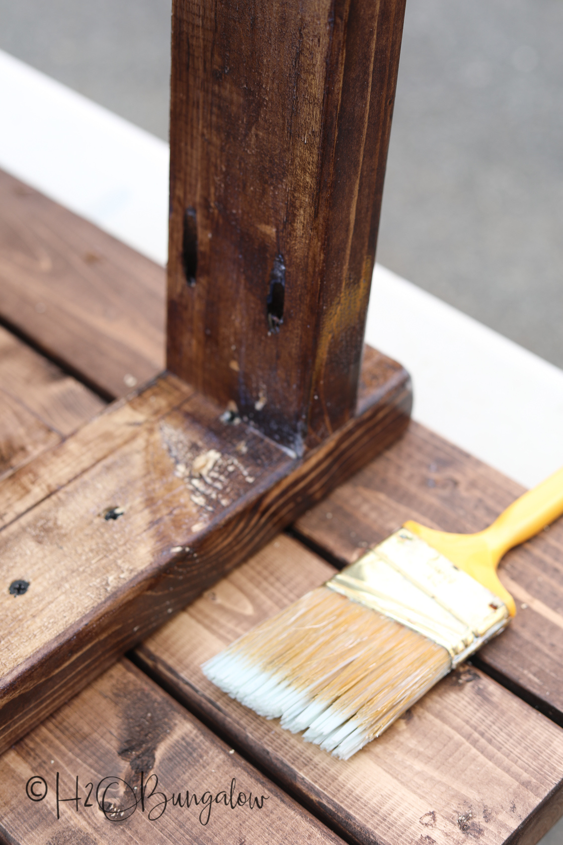 more finishing tips for DIY modern rustic wood bench tutorial 