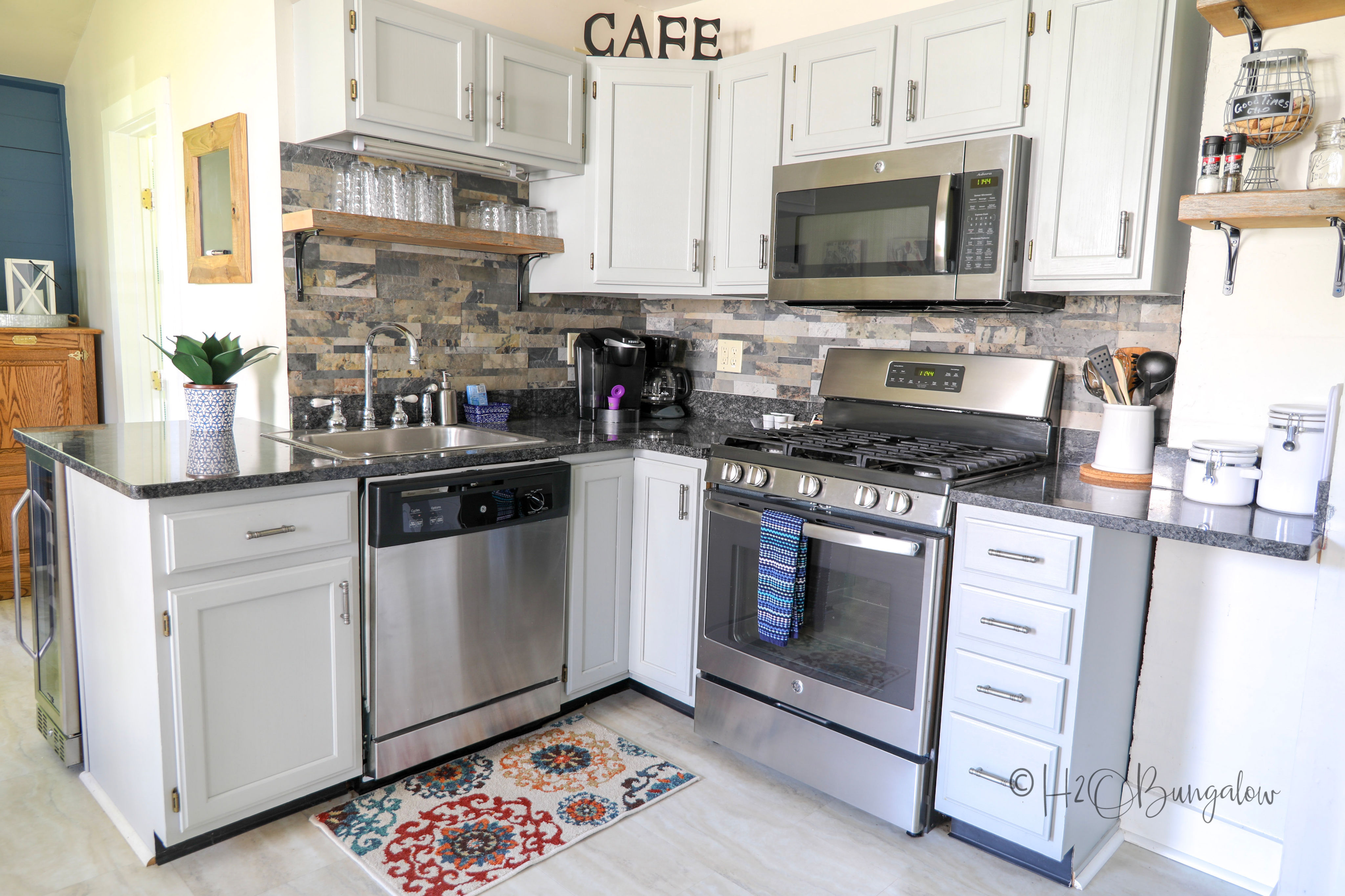 kitchen after peel and stick tile backsplash is installed