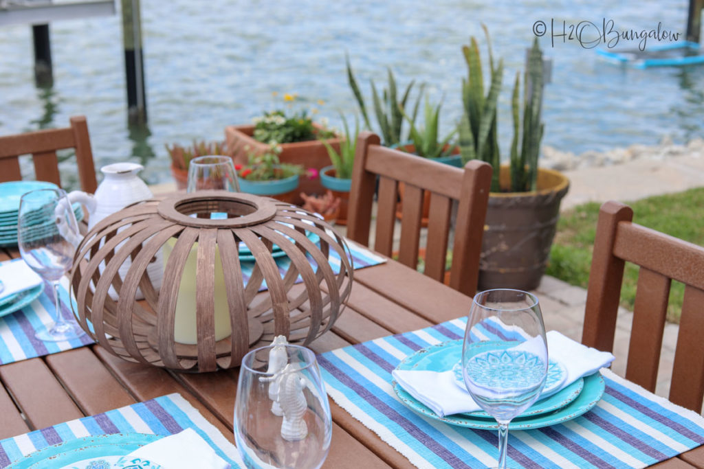 backyard makeover tablescape 