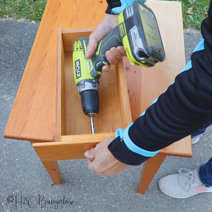 removing furniture hardware before painting