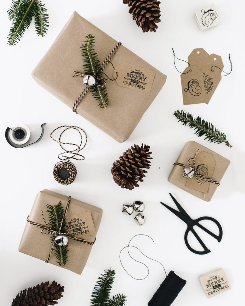 rustic craft paper gift wrapping idea