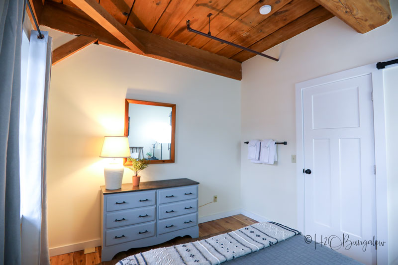  The Mill Place home tour shares all of the DIY home improvements, decor and furnishings I used to complete my third major vacation rental property renovation in ludlow, Vermont. #renovation #hometour 