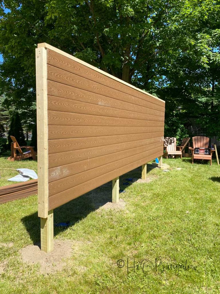 DIY outdoor privacy screen almost complete 