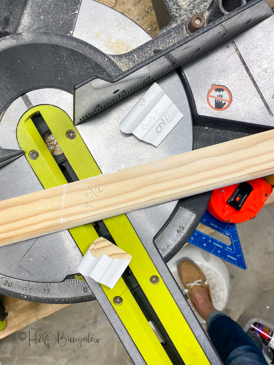 How To Make A DIY Picture Rail H2OBungalow