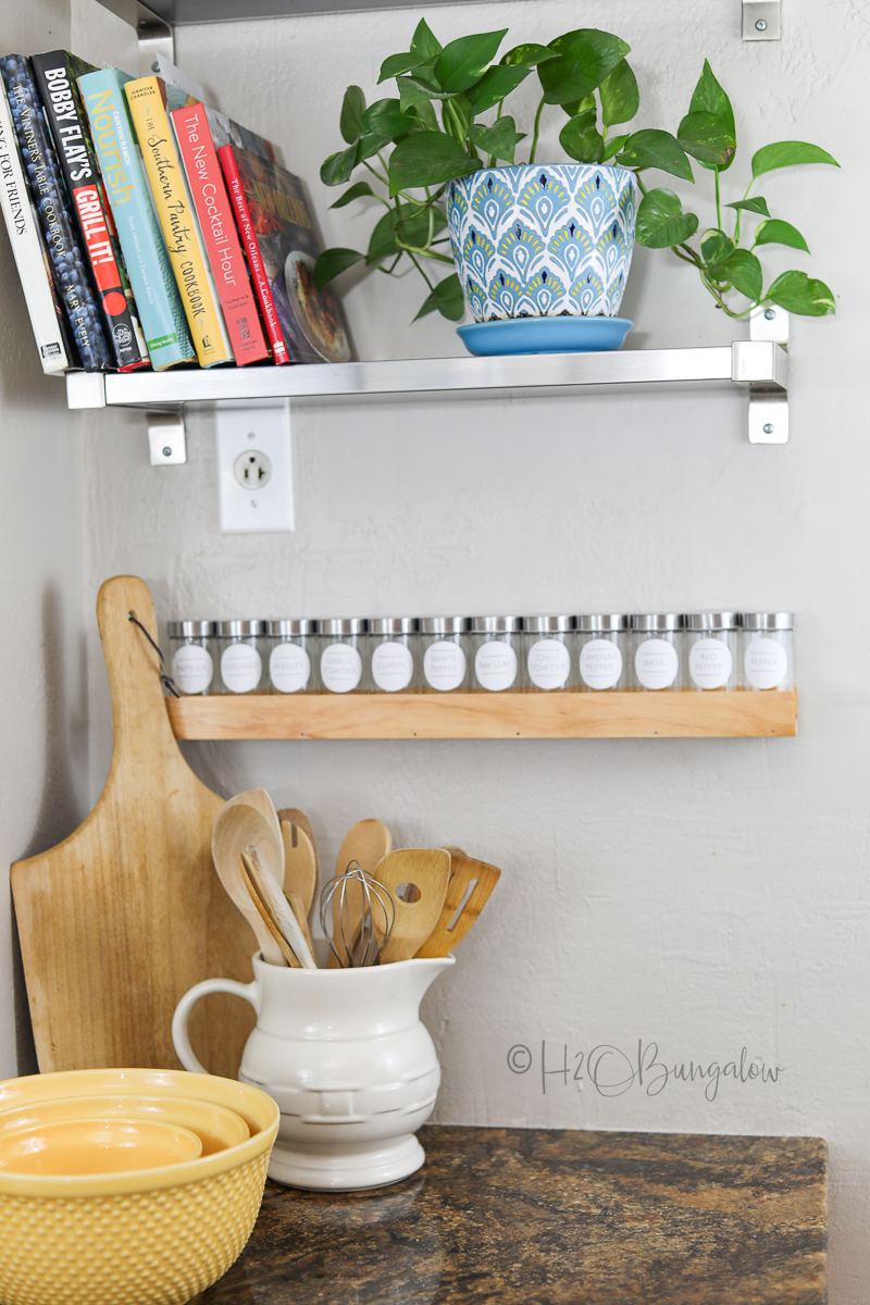 https://h2obungalow.com/wp-content/uploads/2021/01/How-To-Make-Easy-DIY-Wood-Spice-Rack-9.jpg